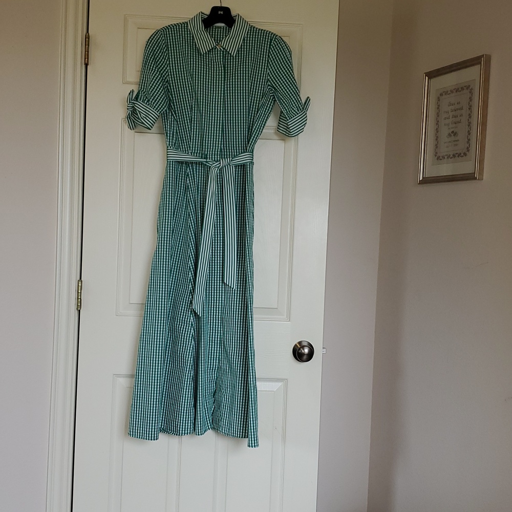 CALVIN KLEIN BUTTON UP DRESS
